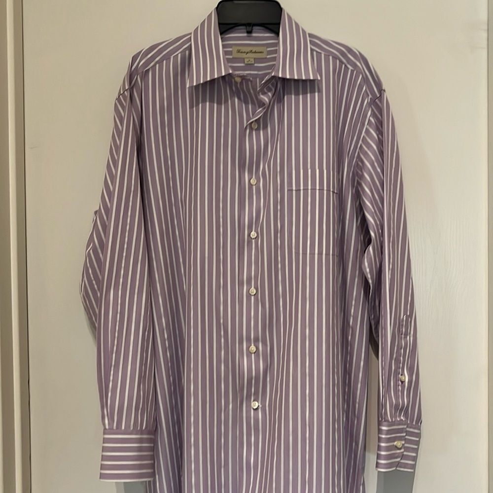 Tommy Bahama button down long sleeve